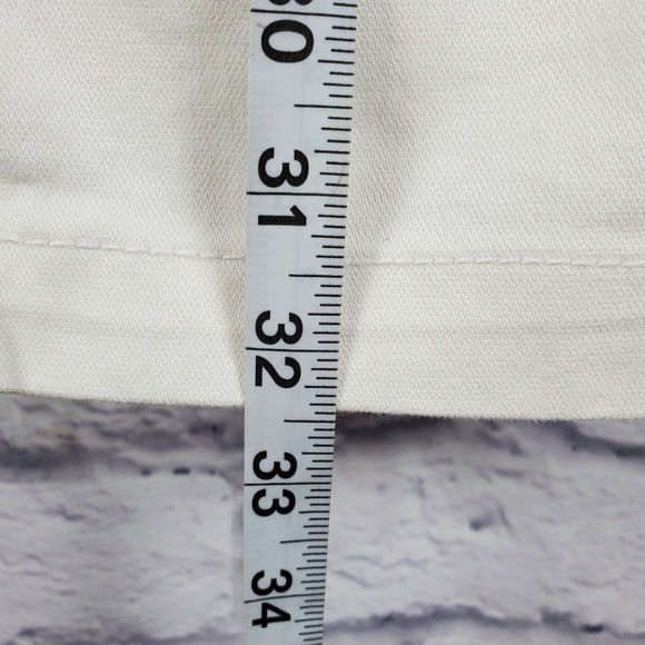 NWT No Boundaries 5 Pocket Capri Jeans, 15, White - Picture 10 of 13